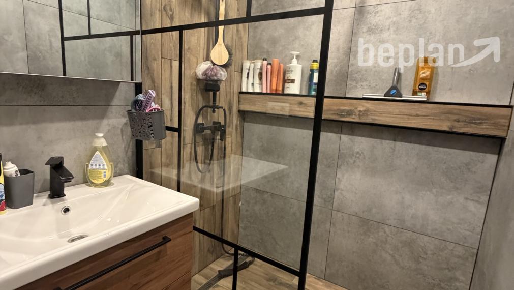 Na predaj priestranný 4-izbový byt v Martine - Priekopa