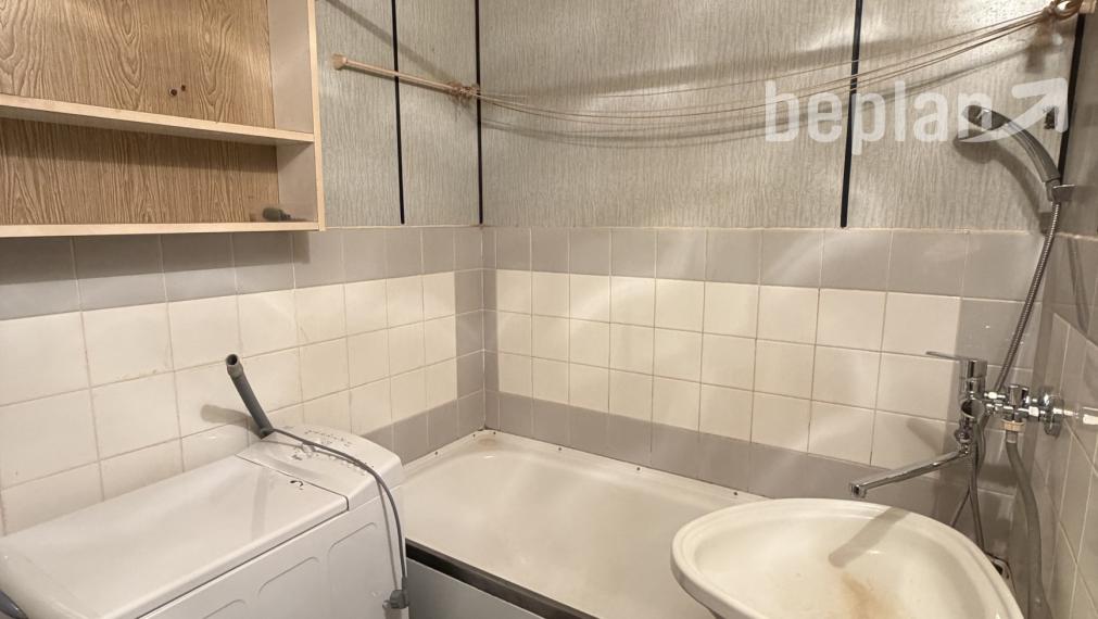 Na predaj priestranný 1-izbový byt v lokalite Turany