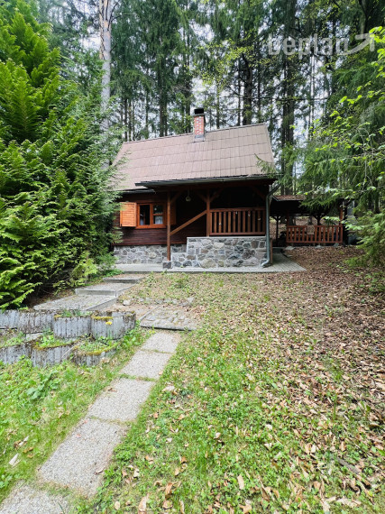 Na predaj útulná rekreačná chata v obci Dubové