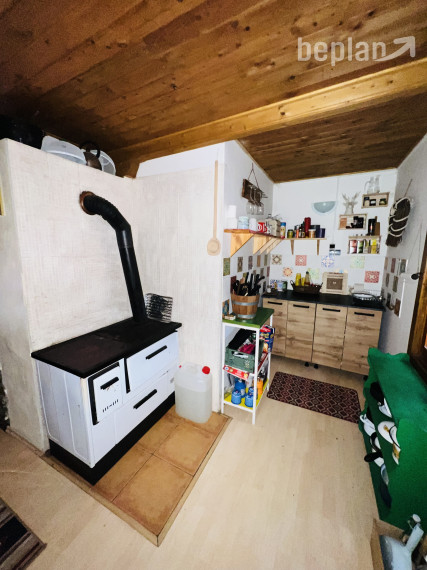 Na predaj útulná rekreačná chata v obci Dubové