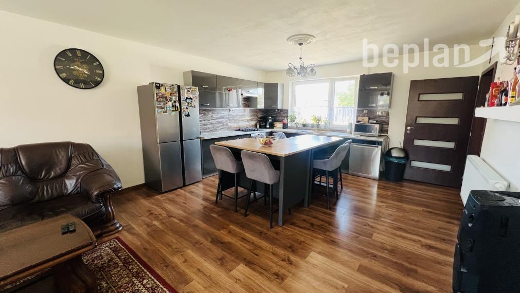 Na predaj 4-izbový rodinný dom v Sučanoch