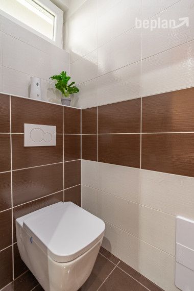 Na predaj 4-izbový rodinný dom s terasou v lokalite Tri vody - Malinovo