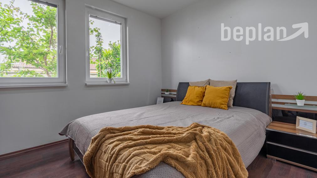 Na predaj 4-izbový rodinný dom s terasou v lokalite Tri vody - Malinovo