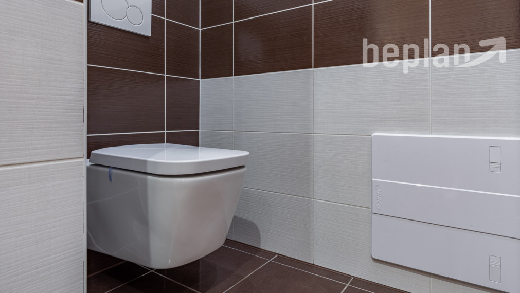 Na predaj 4-izbový rodinný dom s terasou v lokalite Tri vody - Malinovo