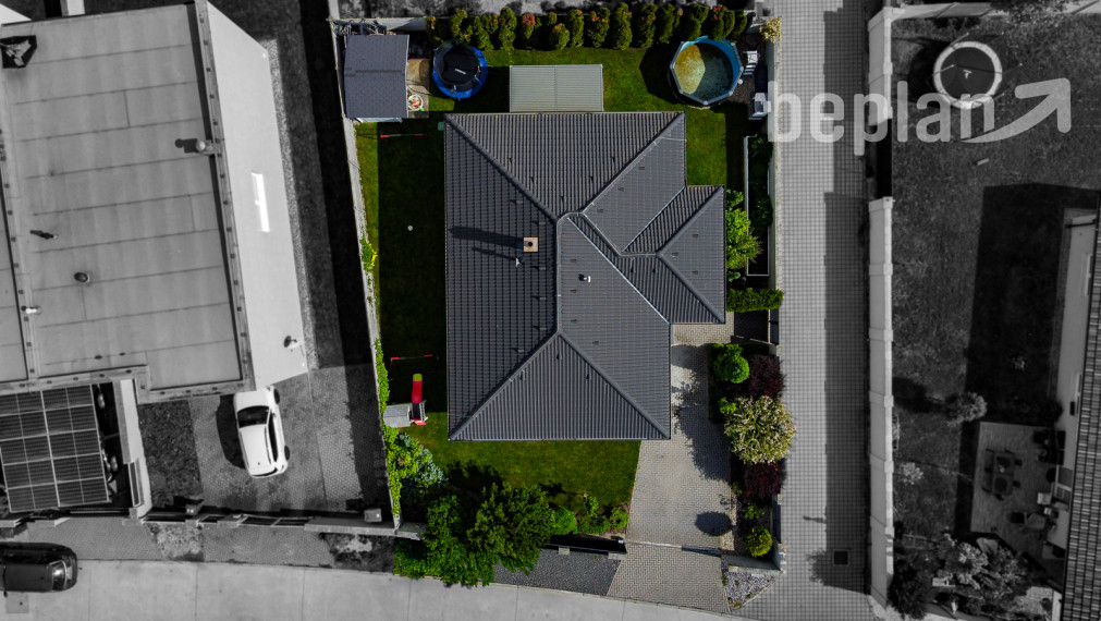 Na predaj 4-izbový rodinný dom s terasou v lokalite Tri vody - Malinovo