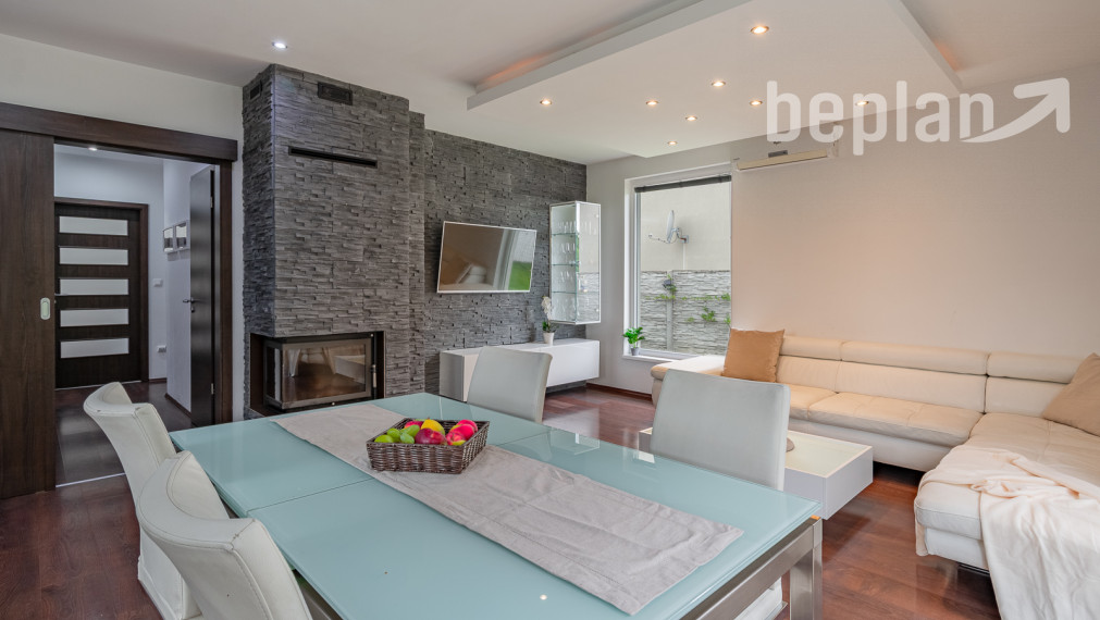 Na predaj 4-izbový rodinný dom s terasou v lokalite Tri vody - Malinovo