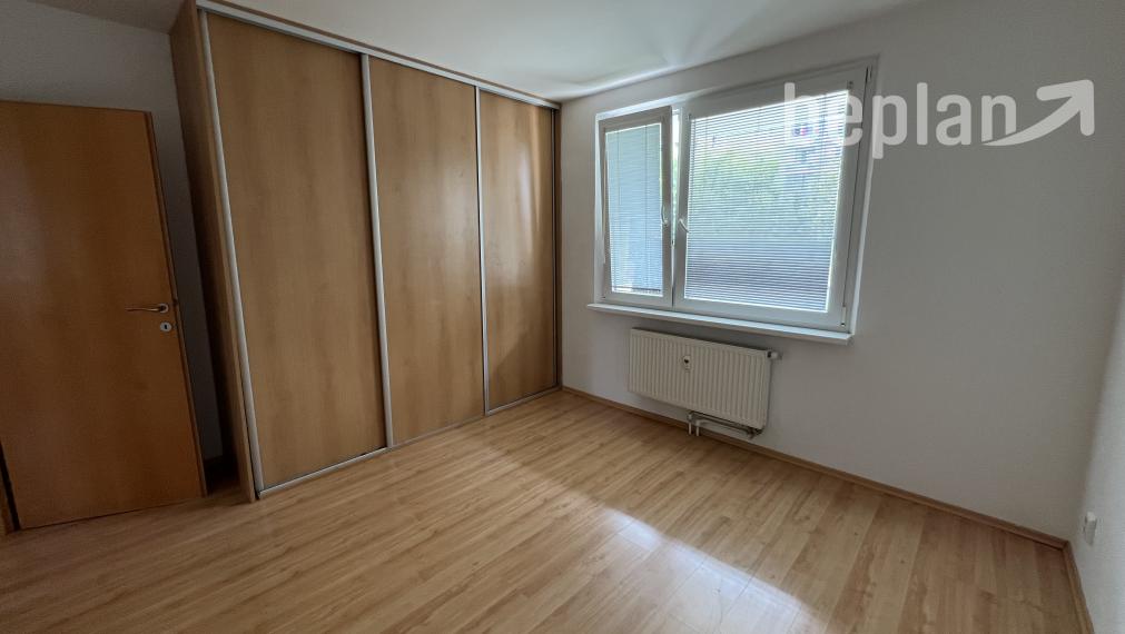 Na predaj 3-izbový byt v lokalite Ľadoveň