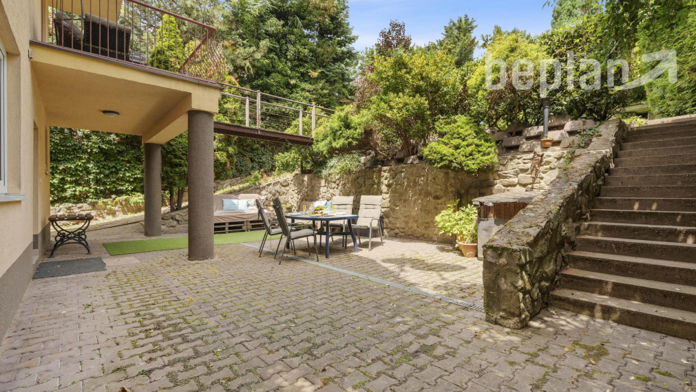 Na predaj jedinečná vila s výhľadom na Dunaj