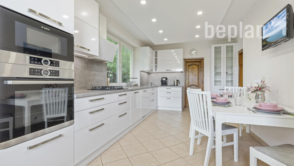 Na predaj jedinečná vila s výhľadom na Dunaj