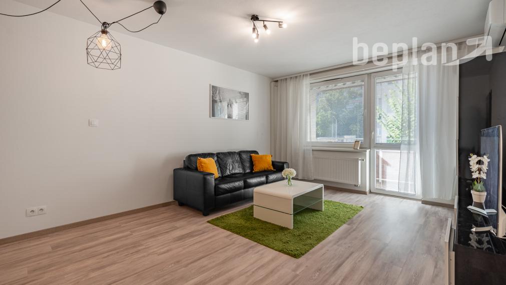 REZERVOVANÉ: Na predaj moderný 2-izbový byt s loggiou v Novom Meste