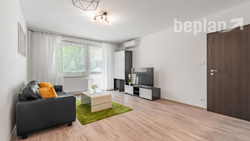 REZERVOVANÉ: Na predaj moderný 2-izbový byt s loggiou v Novom Meste