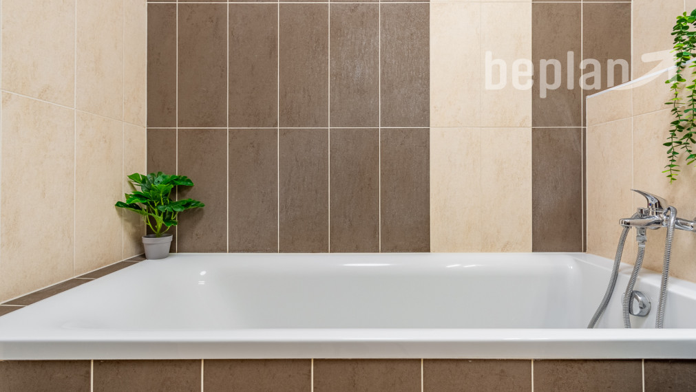 REZERVOVANÉ: Na predaj moderný 2-izbový byt s loggiou v Novom Meste