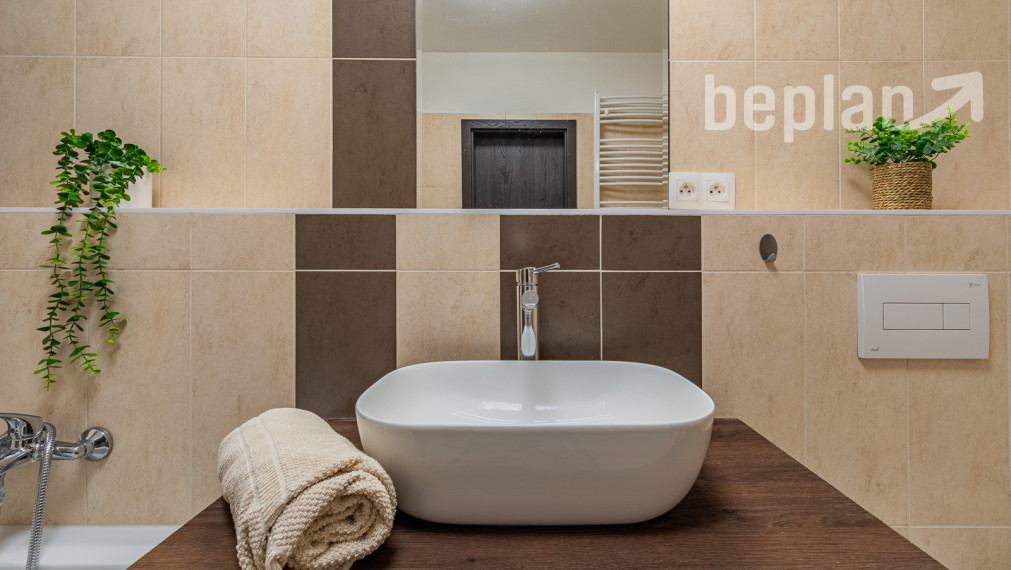 REZERVOVANÉ: Na predaj moderný 2-izbový byt s loggiou v Novom Meste