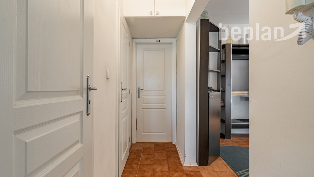 Na predaj priestranný 4-izbový byt na Bzovíckej v Petržalke