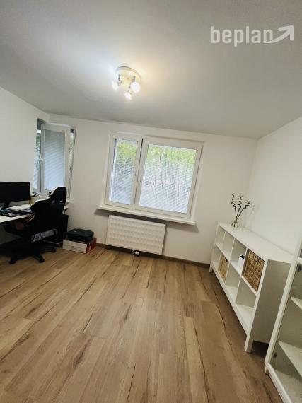 REZERVOVANÉ: Na prenájom 1-izbový byt v lokalite Martin - Ľadoveň