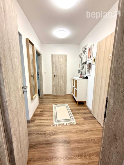 Na prenájom 2-izbový byt v Miloslavove