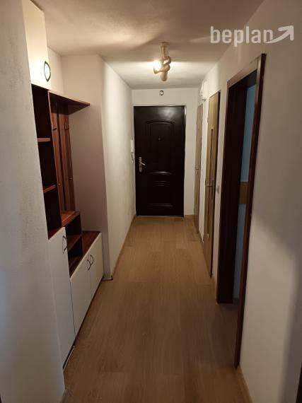 Na prenájom priestranný 3-izbový byt vo Vrútkach