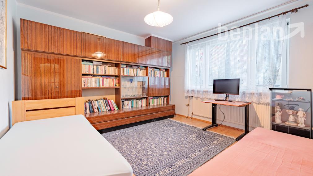 Na predaj prakticky dispozične riešený 3-izbový byt v Bratislave