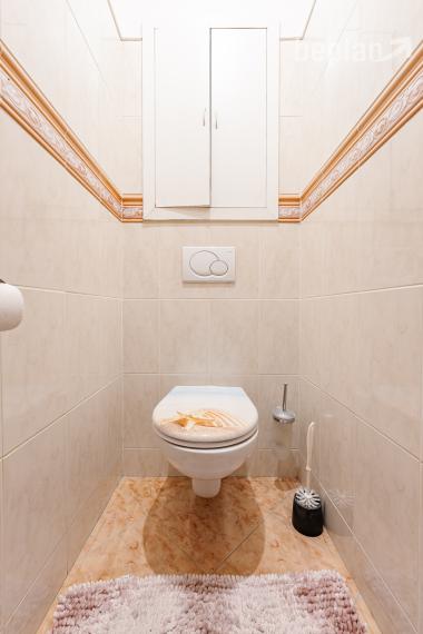 Na predaj prakticky dispozične riešený 3-izbový byt v Bratislave