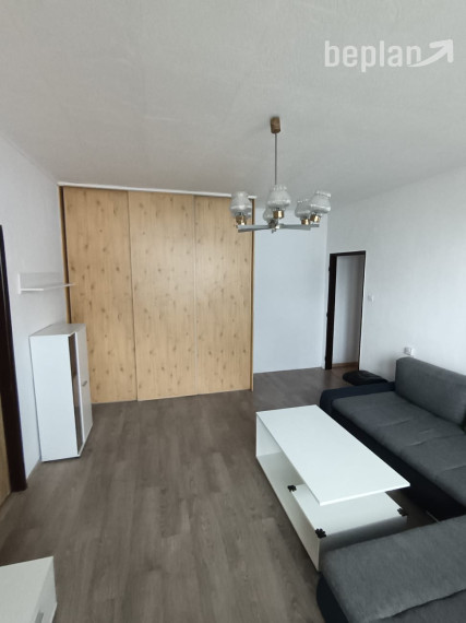 Na prenájom priestranný 3-izbový byt vo Vrútkach