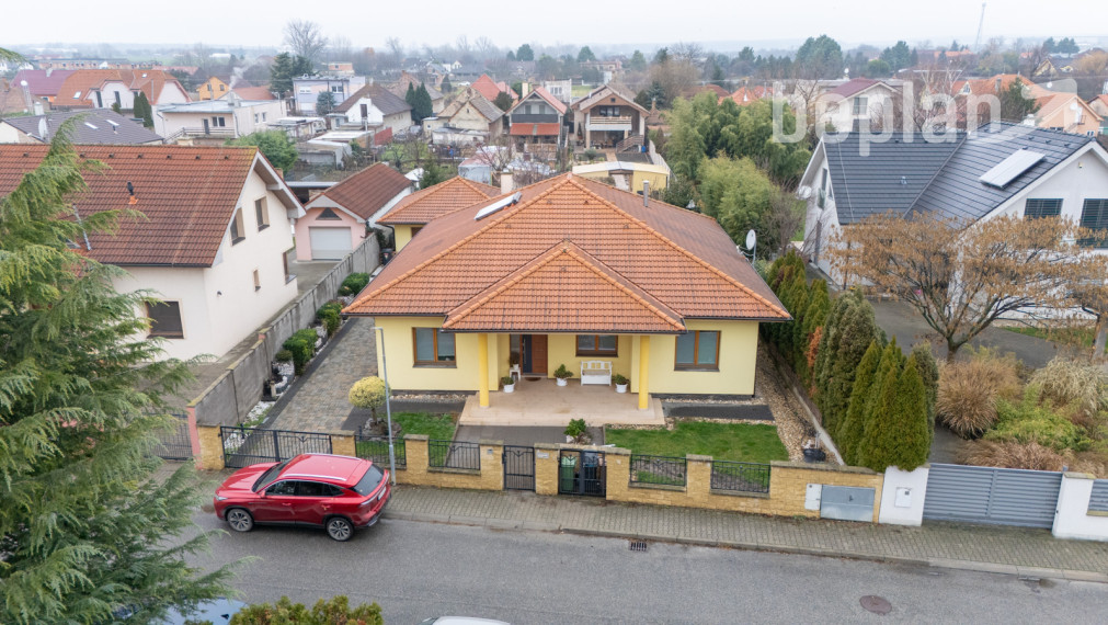 Na predaj kompletne zariadený rodinný dom vo Veľkom Bieli