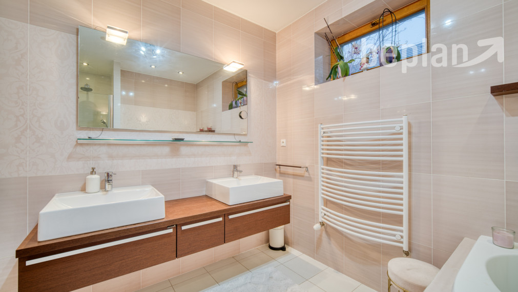 Na predaj kompletne zariadený rodinný dom vo Veľkom Bieli