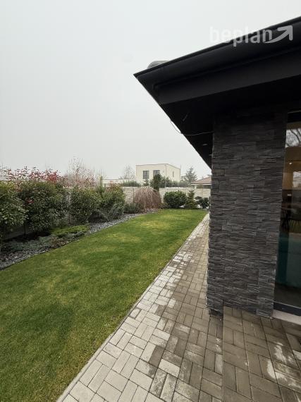 Na predaj 4-izbový rodinný dom v Hrubej Borši