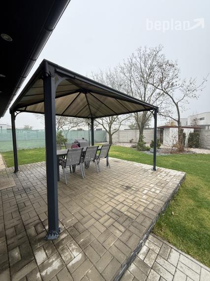 Na predaj 4-izbový rodinný dom v Hrubej Borši