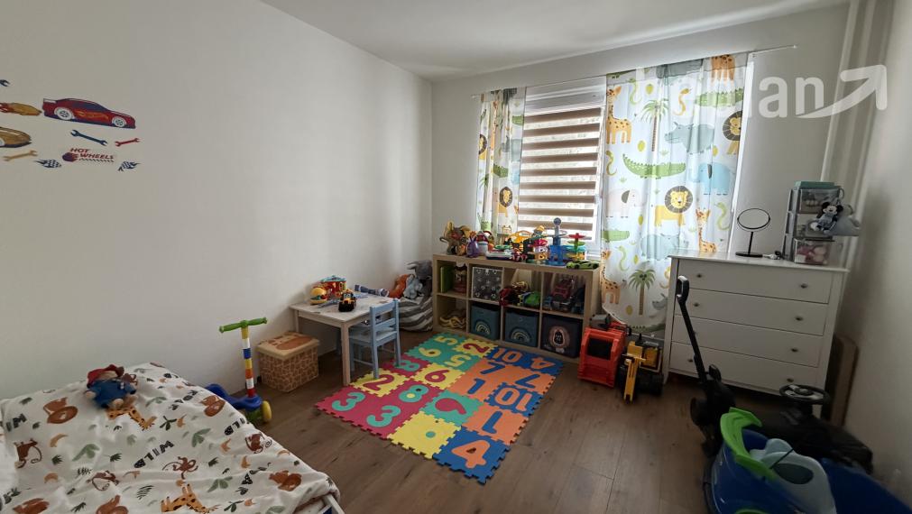 Na predaj priestranný 4-izbový byt v Martine - Priekopa