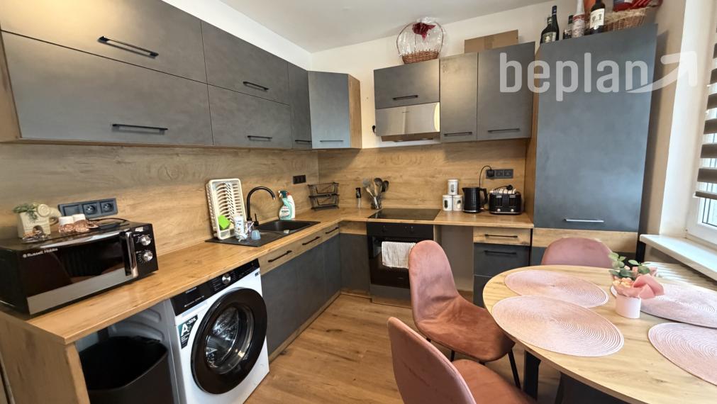 Na predaj priestranný 4-izbový byt v Martine - Priekopa