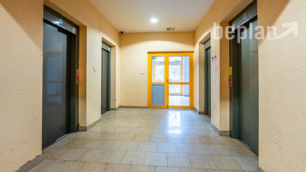 Na predaj 1-izbový byt na Vyšehradskej ulici v Bratislave