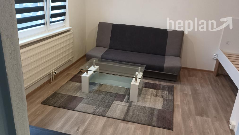 Na prenájom zrekonštruovaný 1-izbový byt v Martine - časť Košúty II