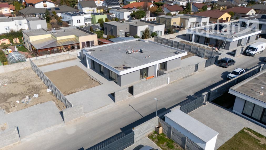 Na predaj moderny 4-izbový rodinný dom v Dunajskej Lužnej