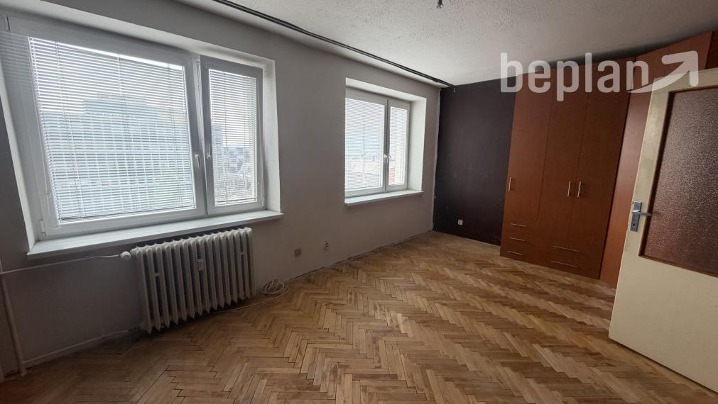 Na predaj priestranný 3-izbový byt v lokalite Martin-Sever