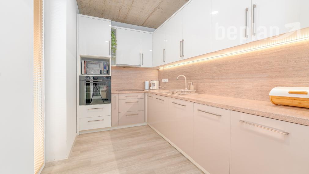 Na prenájom moderný a svetlý 2-izbový byt v Kostolišti