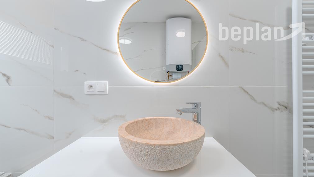 Na prenájom moderný a svetlý 2-izbový byt v Kostolišti