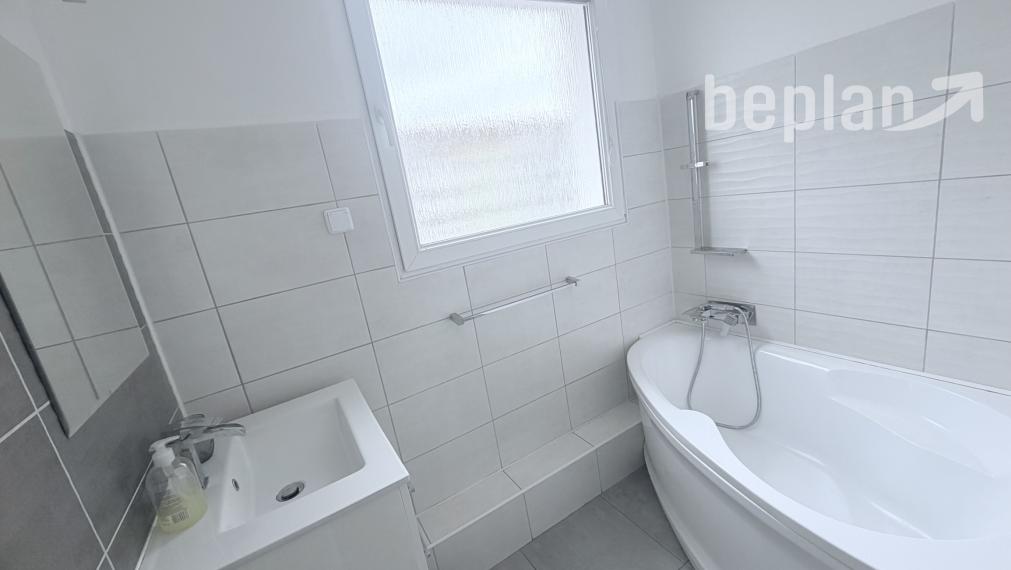 Na predaj 3-izbový byt v Martine - Ľadoveň