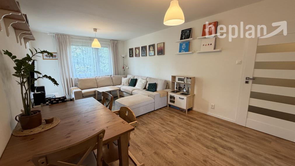 Na predaj kompletne prerobený 4-izbový byt, Martin-Ľadoveň