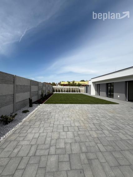 Na predaj moderny 4-izbový rodinný dom v Dunajskej Lužnej