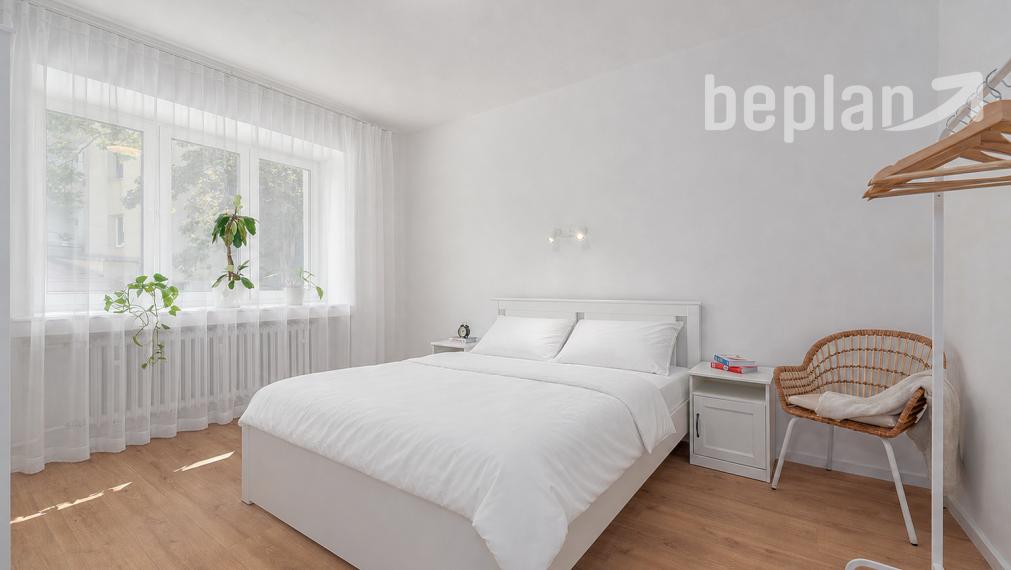Na prenájom kompletne zrekonštruovaný 3-izbový byt v širšom centre Bratislavy