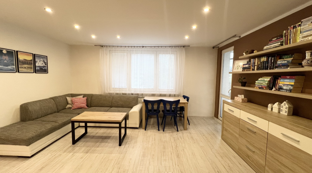 Na predaj priestranný 3-izbový byt - Vrútky