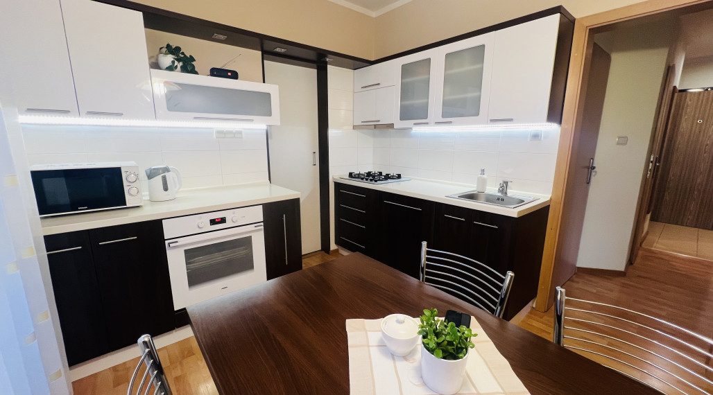 REZERVOVANÉ - Na predaj 3-izbový byt v Martine - lokalita Košúty II