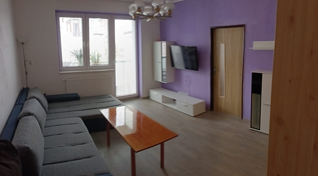 Na prenájom priestranný 3-izbový byt vo Vrútkach