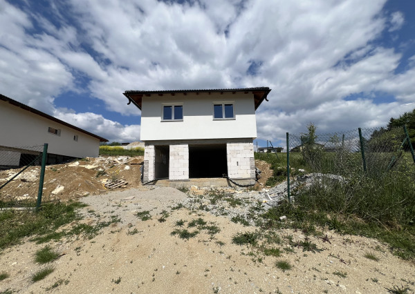 Na predaj novostavba rodinného domu v obci Turčiansky Peter