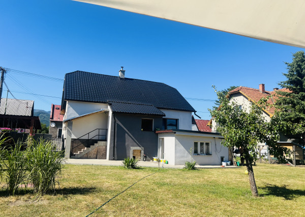 Na predaj 4-izbový rodinný dom v Sučanoch