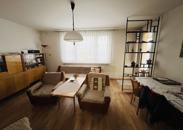 Na predaj 3 izbový byt na sídlisku Jahodníky