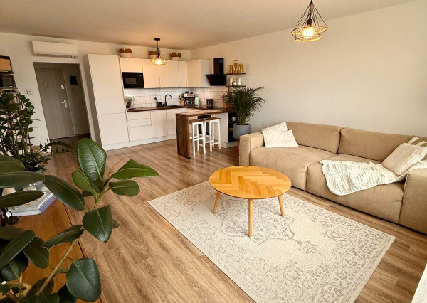 Na prenájom 2-izbový byt v Miloslavove