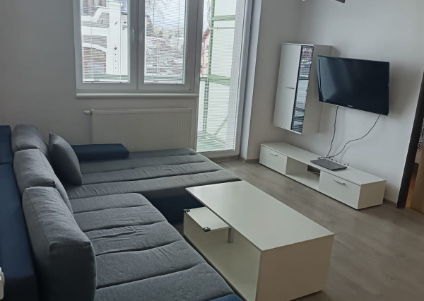 Na prenájom priestranný 3-izbový byt vo Vrútkach