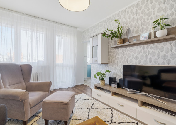 Na predaj 4-izbový byt po kompletnej rekonštrukcii v Dúbravke