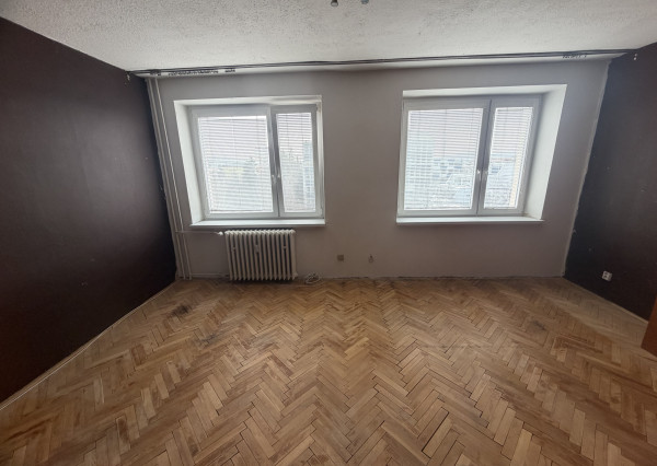 Na predaj priestranný 3-izbový byt v lokalite Martin-Sever